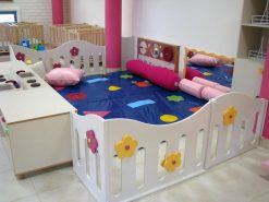 גדר מעוצבת לבנה – לפי מטר