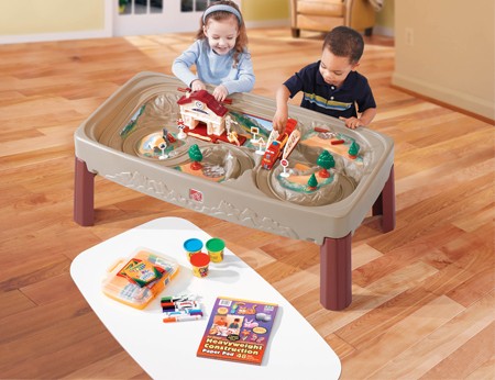 M555657 שולחן פעילות רכבות עם כיסוי