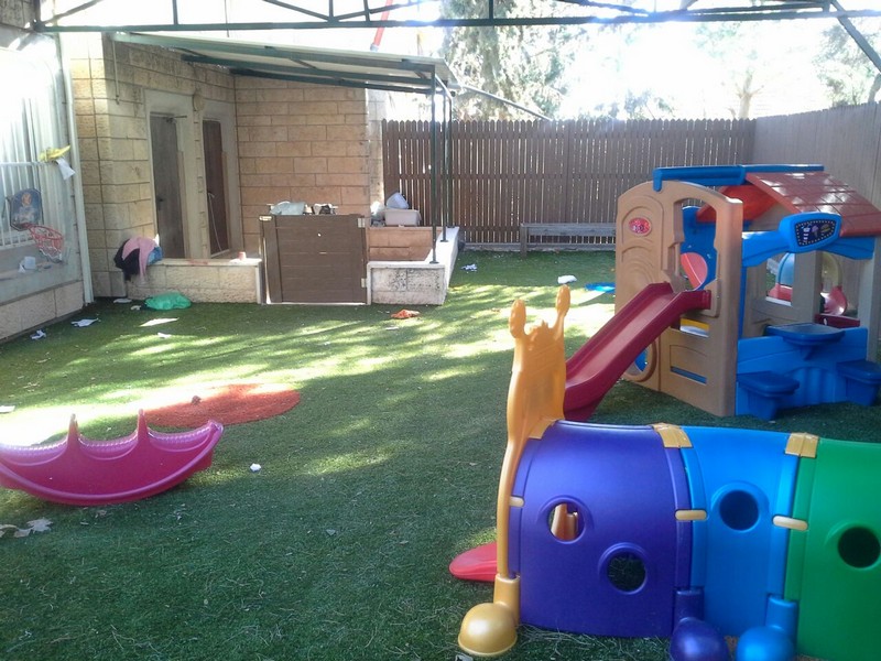 O664223 חצר פעילה לגן ילדים – בעש"ט