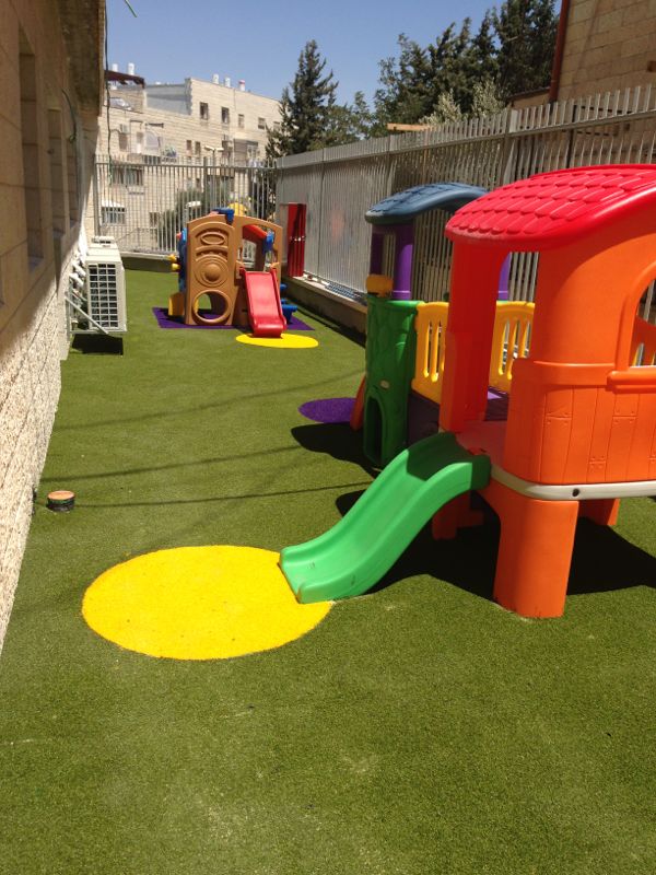 W848824 מעון רמות – מתקנים לחצר גן ילדים