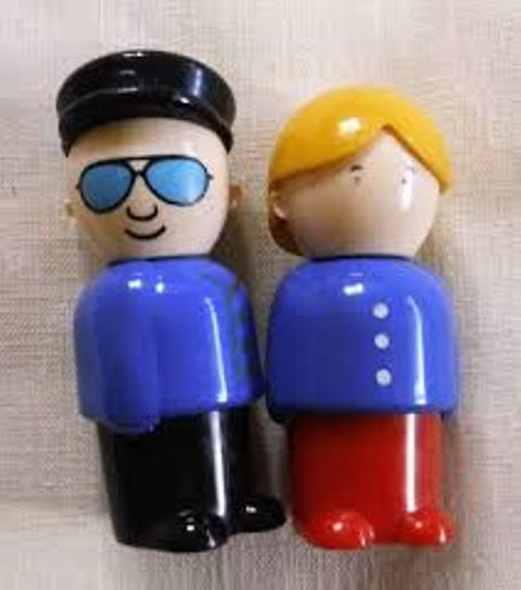 130022-2 דמויות P-130022